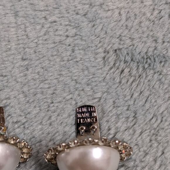 Vintage "Bluette" Rhinestone & Faux Pearl Shoe Clips - circa 1960's - Picture 8 of 11